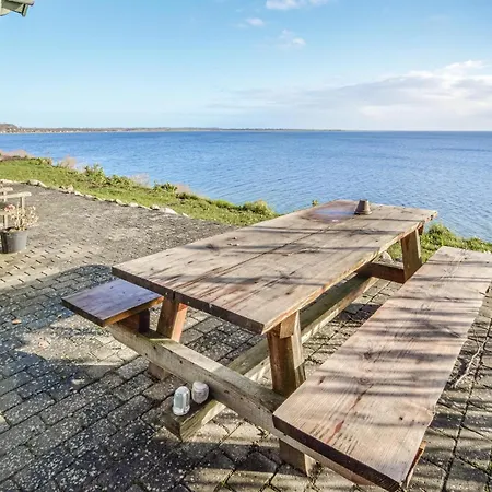 Three-bedroom In 哈泽斯莱乌